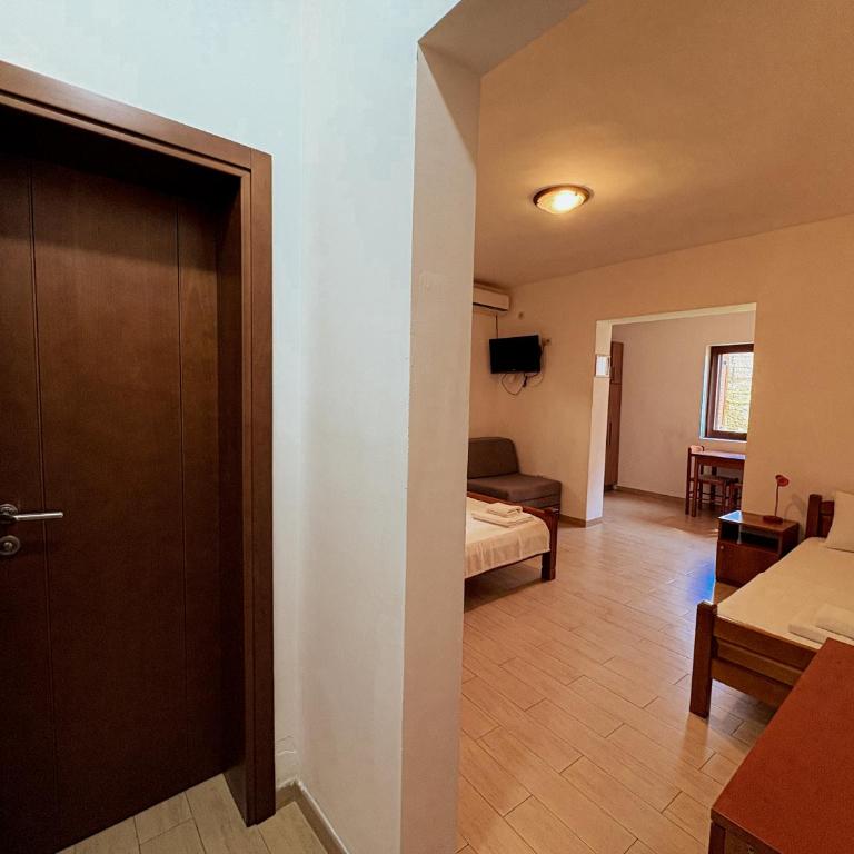 Boutique Hotel Moonstar - Četvorokrevetna Soba - 5