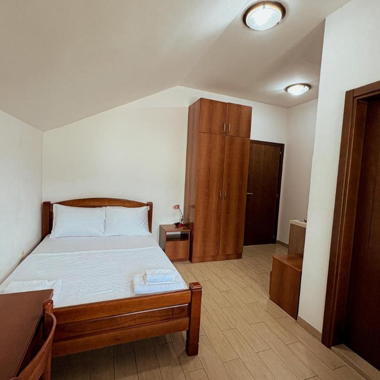 Boutique Hotel Moonstar - Dvokrevetna Soba sa Bračnim Krevetom - 9