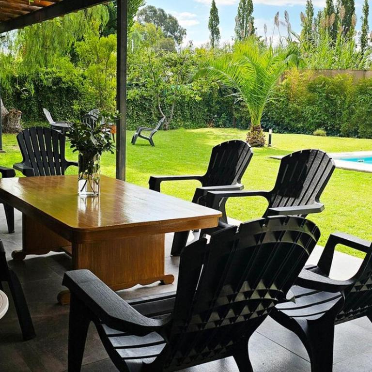 Casa Florencia en el corazón de Chacras de Coria - Five-Bedroom House - 8