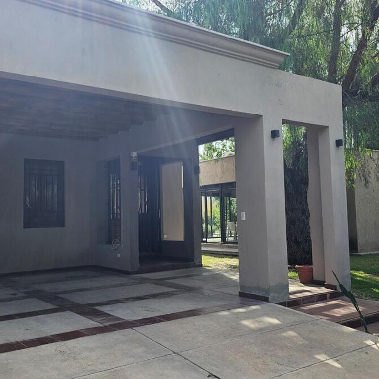 Casa Florencia en el corazón de Chacras de Coria - Five-Bedroom House - 2
