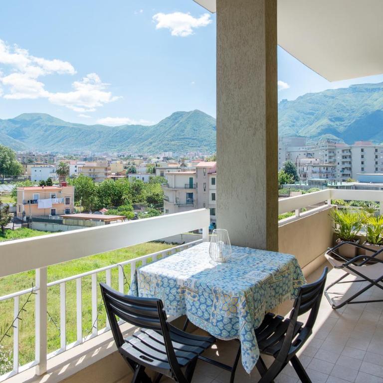 Porta Pompei & Sorrento Coast - Appartamento con 3 Camere da Letto e Vista Montagna - 1