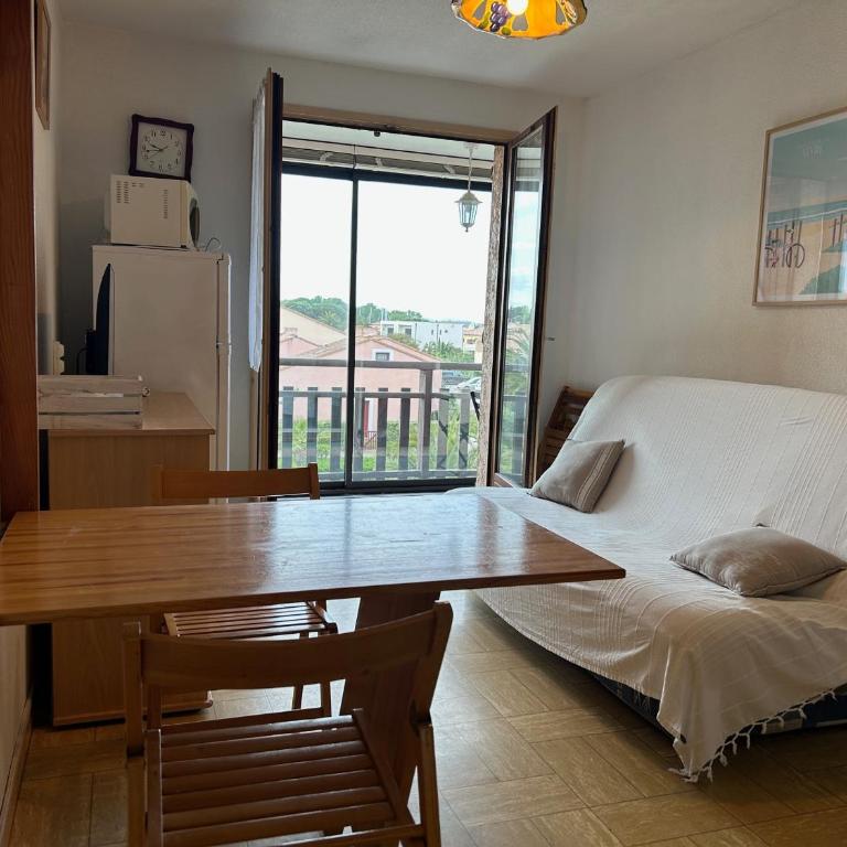 Appartement T2 Saint Cyprien - 4 pers, parking - FR-1-793-35 - Appartement - 4