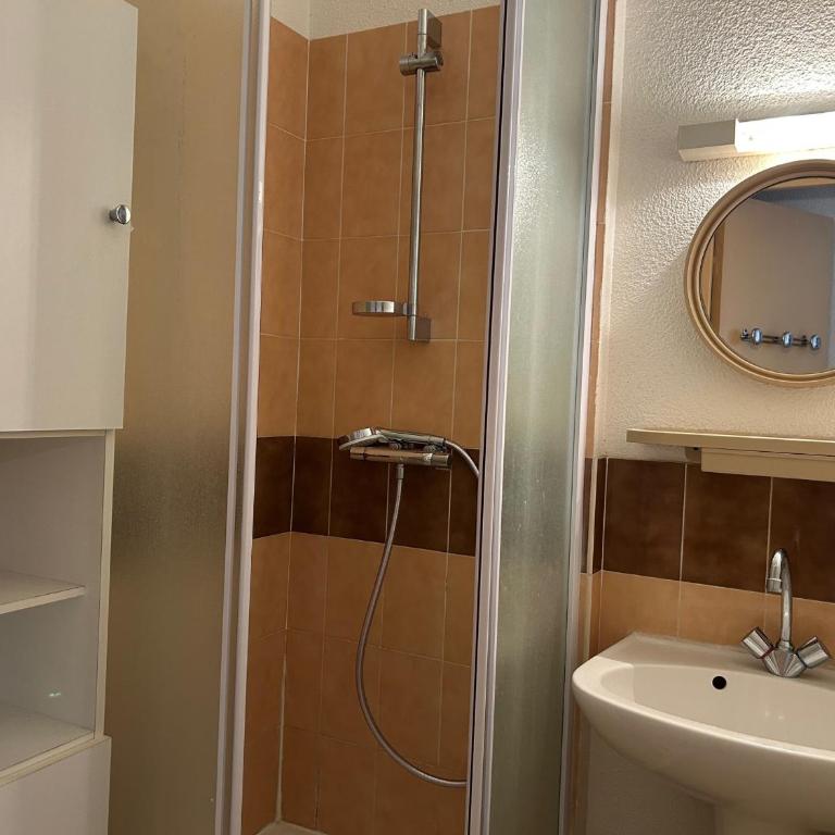 Appartement T2 Saint Cyprien - 4 pers, parking - FR-1-793-35 - Appartement - 10