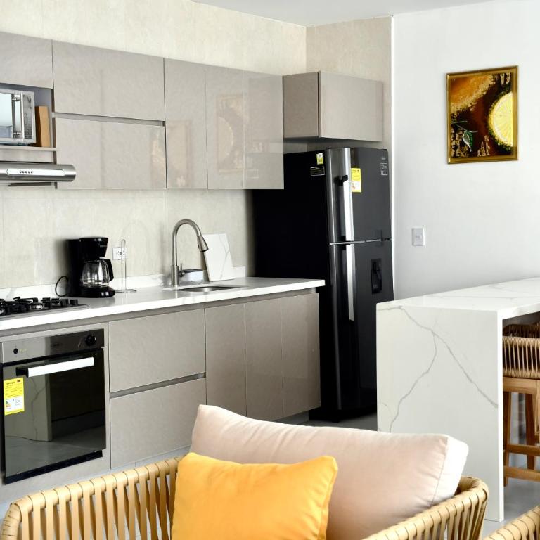 Azure apartahotel - Two-Bedroom Deluxe Apartment - 3