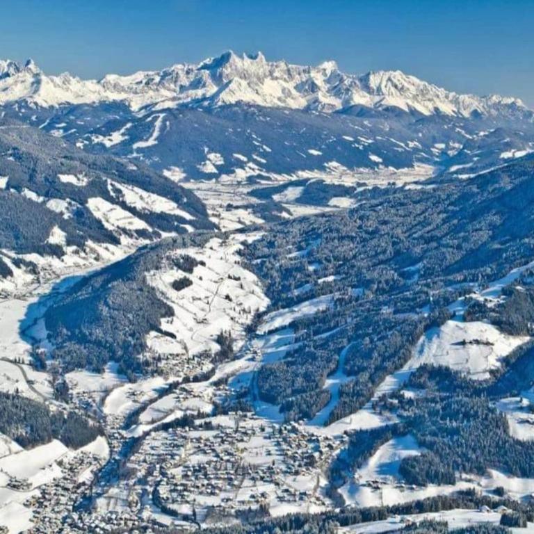 Apartment in Kleinarl near Ski Lift - Apartment - 33