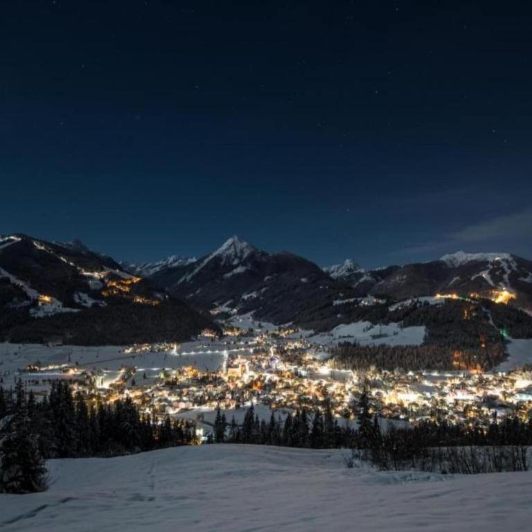Apartment in Maishofen near Ski Slopes - Apartment mit 4 Schlafzimmern - 35