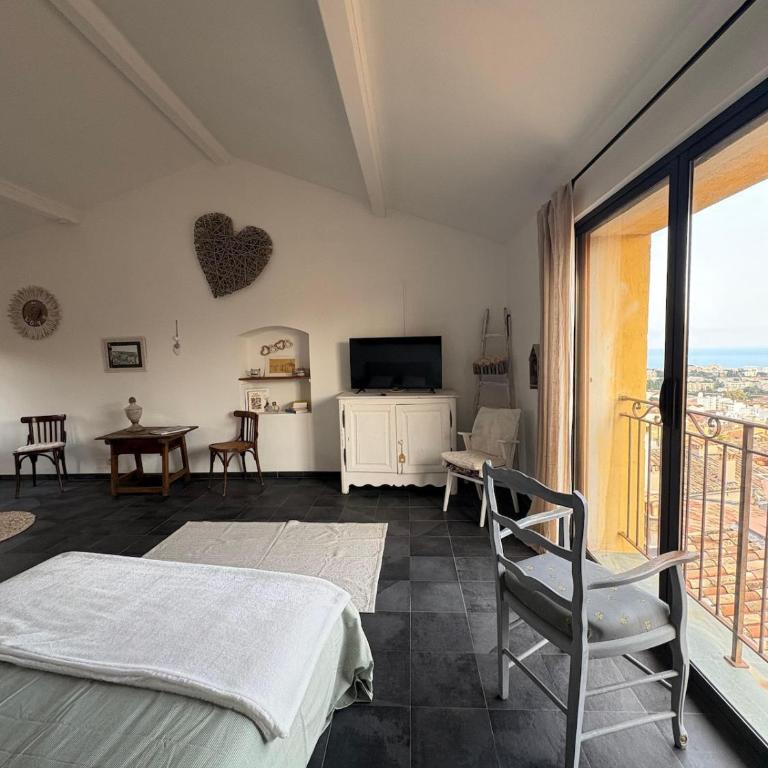 Maison de village avec vue magnifique - Casa con 2 Camere da Letto - 9