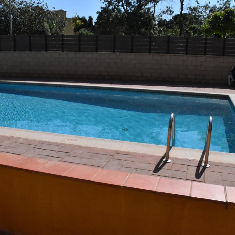 Apartamentos Les Palmeres - Apartamento de 2 dormitorios con terraza y vistas a la piscina (4 adultos) - 6