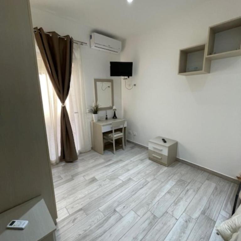 Casa Vacanze IL GIGANTE Comfort a Due Passi dalla Valle dei Templi - Camera Matrimoniale Deluxe - 1
