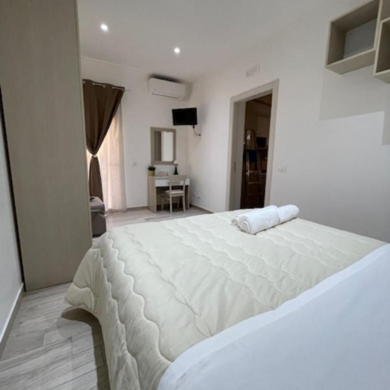 Casa Vacanze IL GIGANTE Comfort a Due Passi dalla Valle dei Templi - Camera Matrimoniale Deluxe - 11