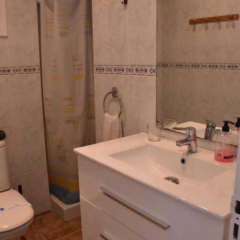 Apartamentos Les Palmeres - Apartamento de 2 dormitorios (4 adultos) - 9