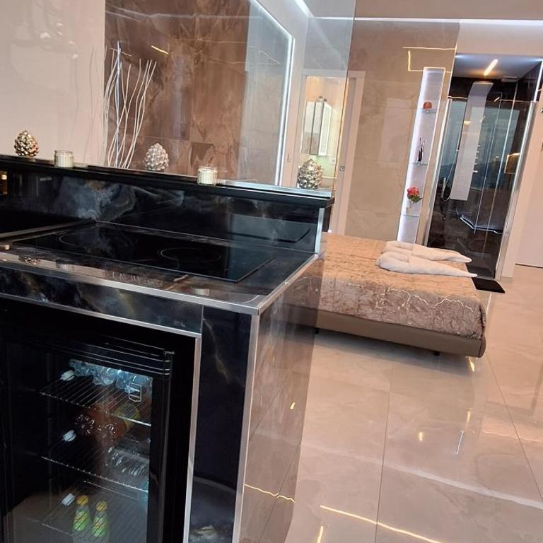 Suite Imperial - Appartamento con 1 Camera da Letto - 17