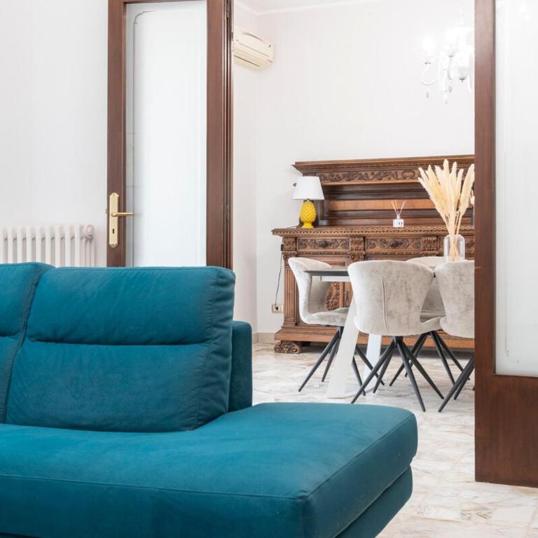 Prestigious 4 bedrooms with Netflix and Metro nearby - Apartment - 30