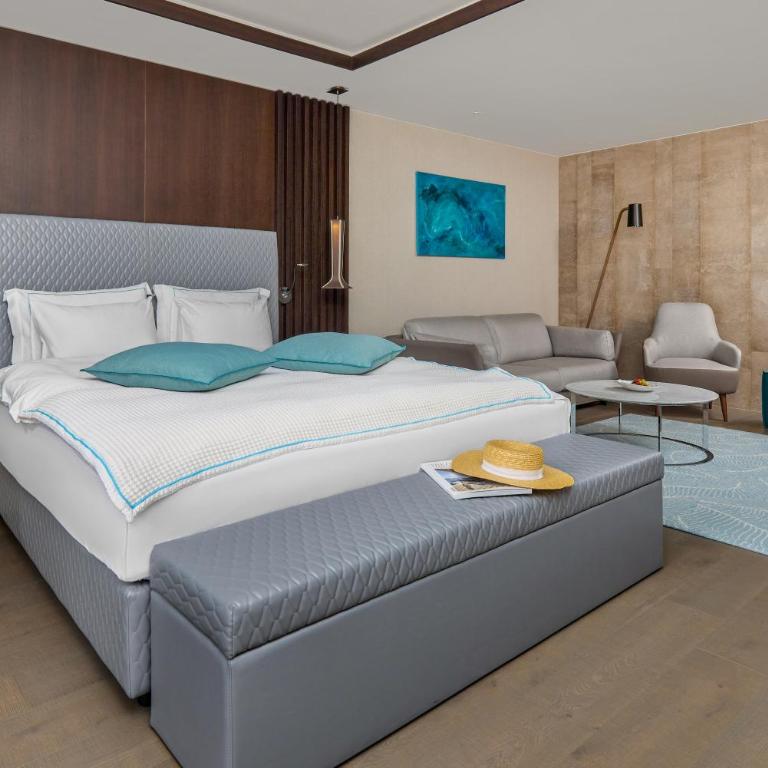 Monte Palm Beach - Superior Room Beachfront - 3