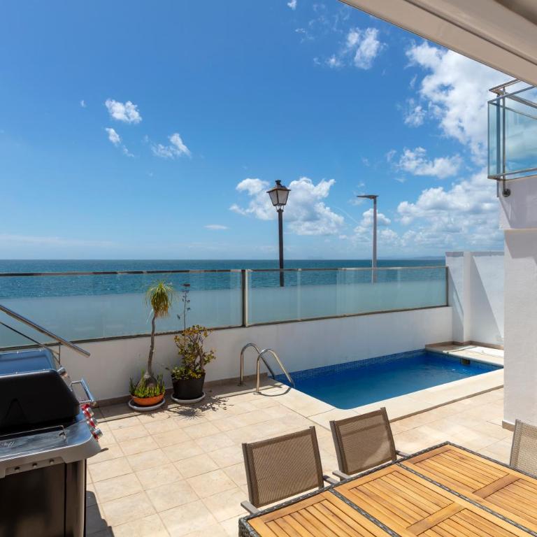 First Row Beach Villa - Villa - 51