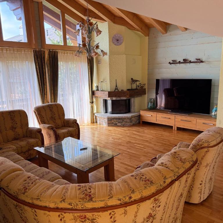 Grand chalet au centre - Chalet - 3
