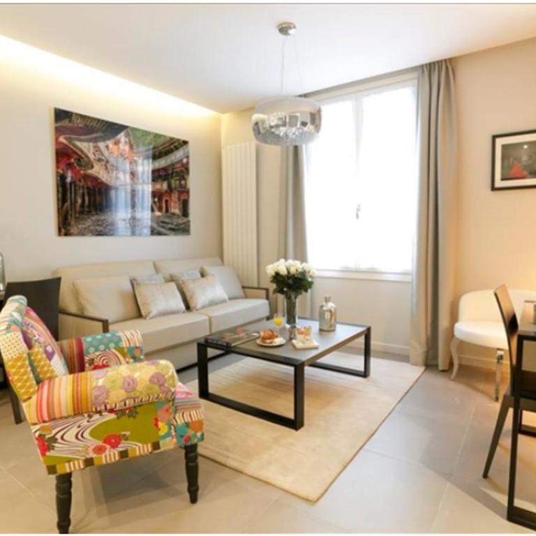 Hôtel Roi de Sicile - Rivoli - Suite Annexe - 4