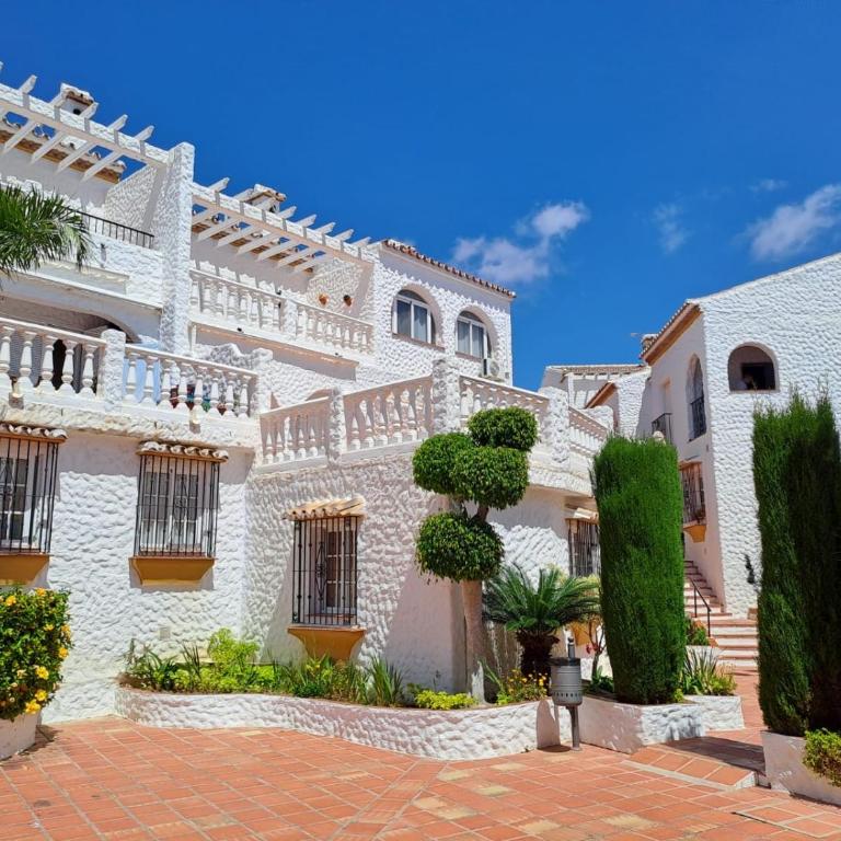 Brand new, Villabonita, sea views, swimming pool and parking - Two-Bedroom Apartment - 38