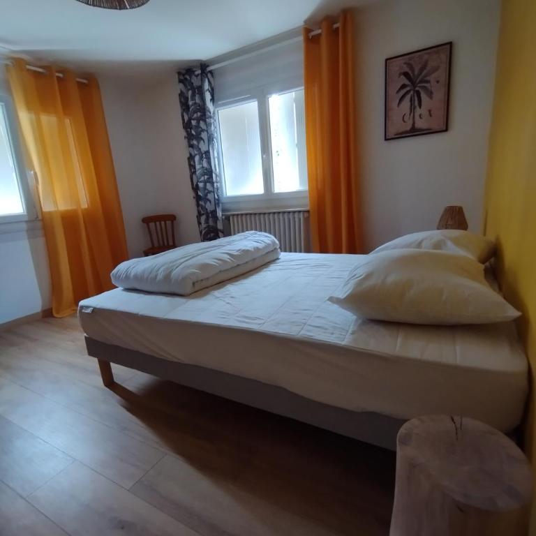Maison au calme dans Bergerac proche du centre et des services - Four-Bedroom House - 16
