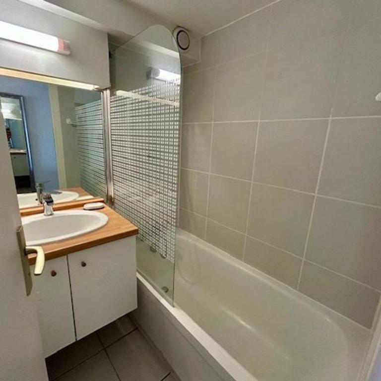 Appartement en bord de mer avec jardin, parking et animaux acceptés à Royan - FR-1-494-63 - Apartamento (4 adultos) - 7