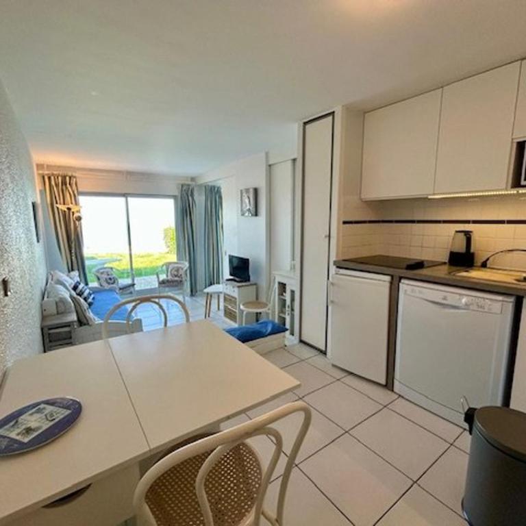 Appartement en bord de mer avec jardin, parking et animaux acceptés à Royan - FR-1-494-63 - Apartamento (4 adultos) - 8