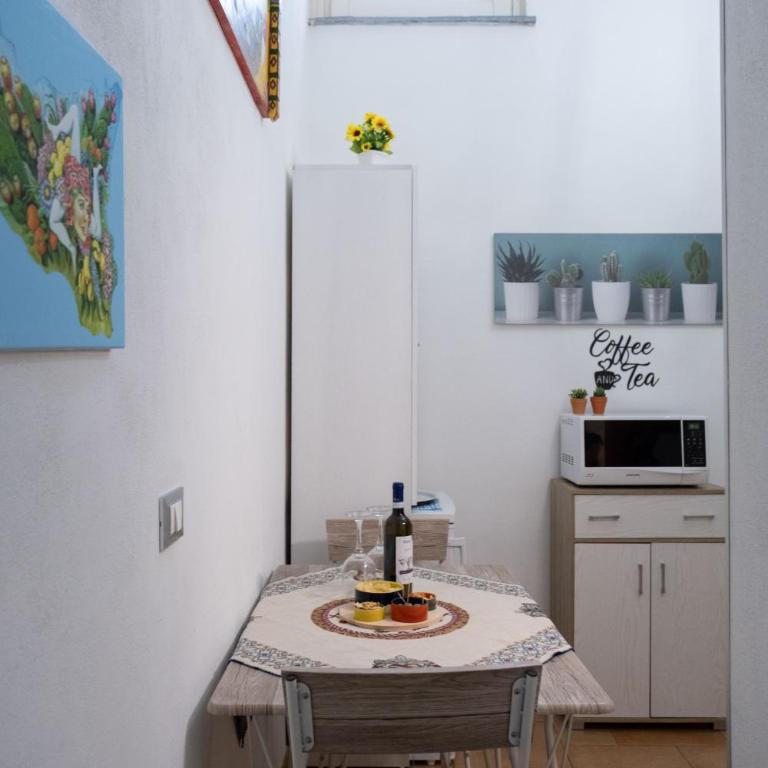 Sopra i tetti di Ballarò - Appartamento con 1 Camera da Letto - 10