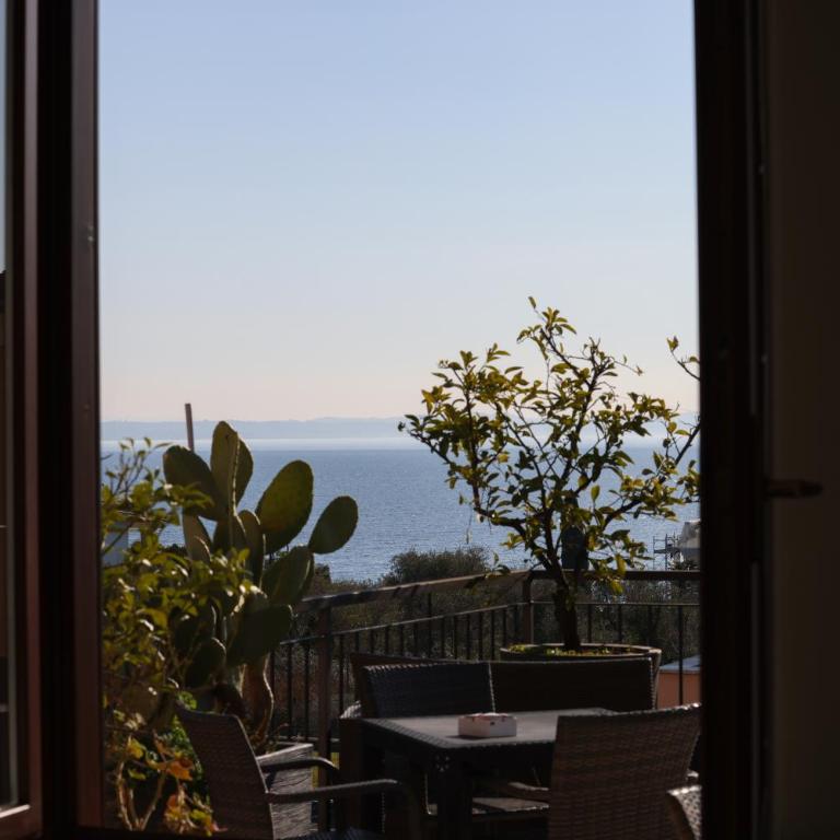 Florence Garda Hotel - Camera Singola con Vista Lago - 4