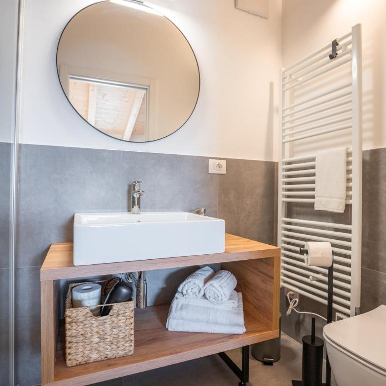 Ca' Rota House Tenno - Superior Apartment mit 2 Schlafzimmern - 5