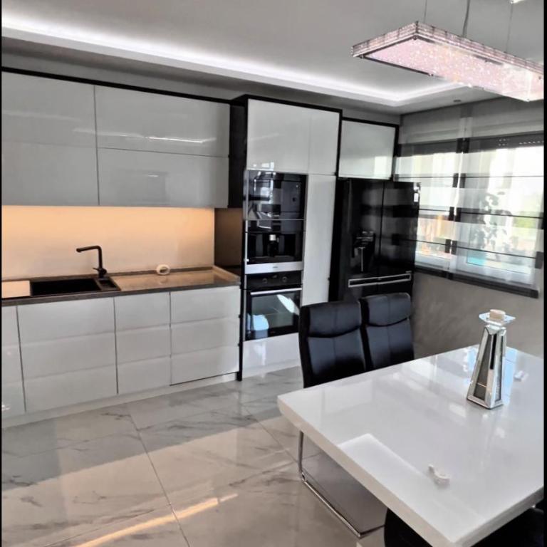 Taurunum lux Apartment 30 - Apartment with Garden View - 40