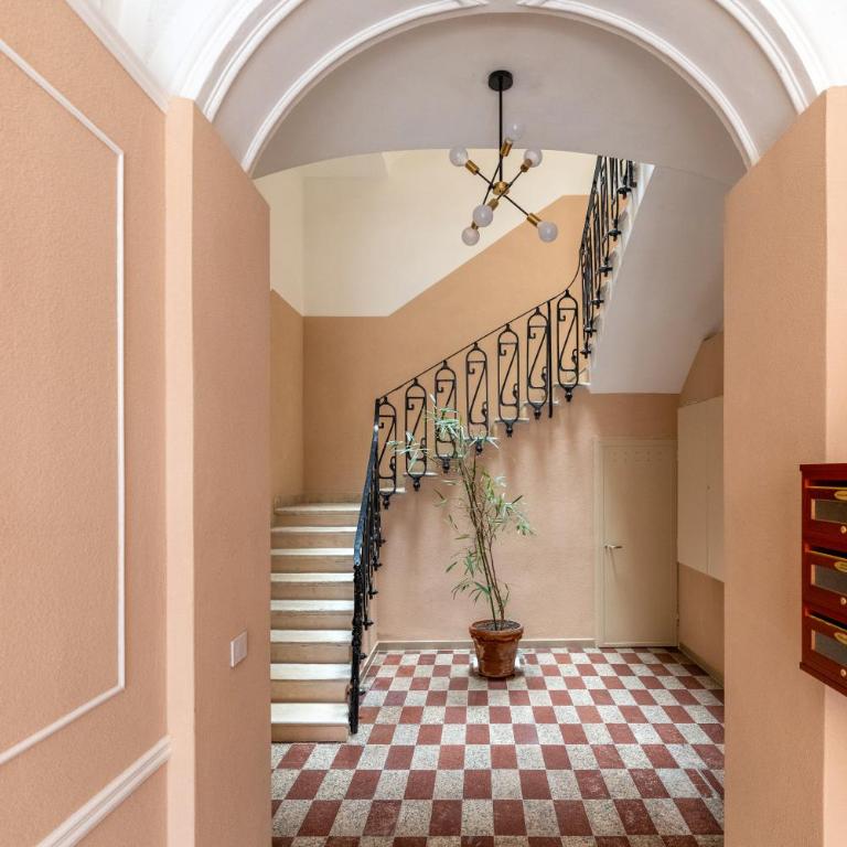 Modern Stone Apartment in the Heart of Bari - Superior Apartment - 21