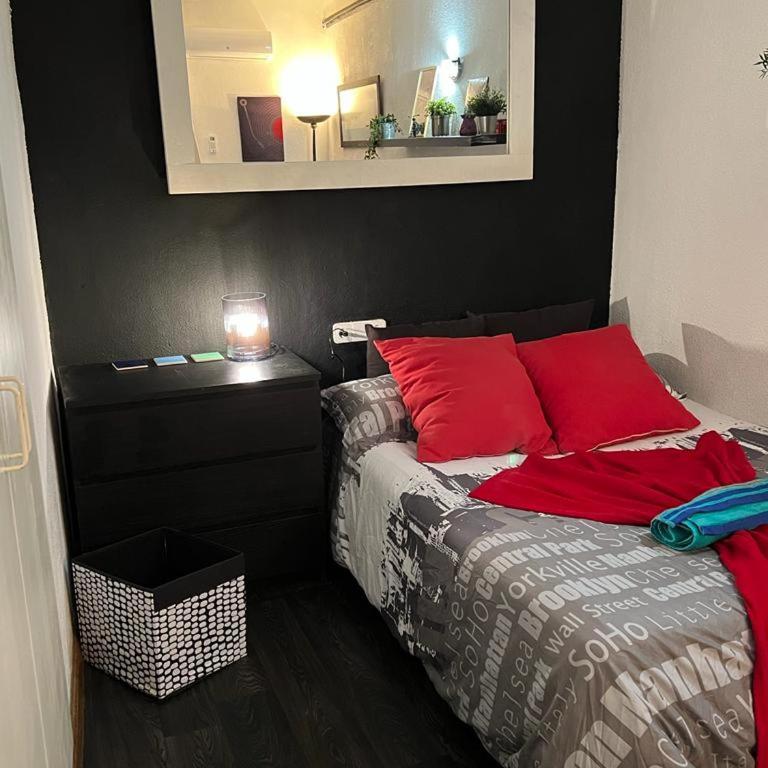 Loft Center Rambla - One-Bedroom Apartment - 3