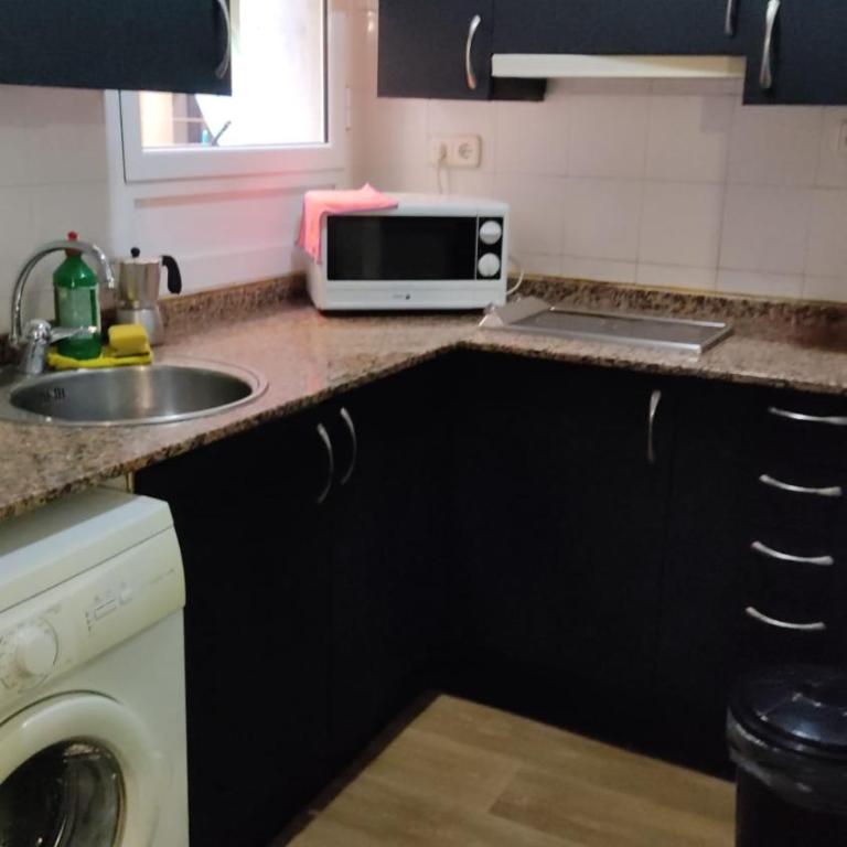 Loft Center Rambla - One-Bedroom Apartment - 16