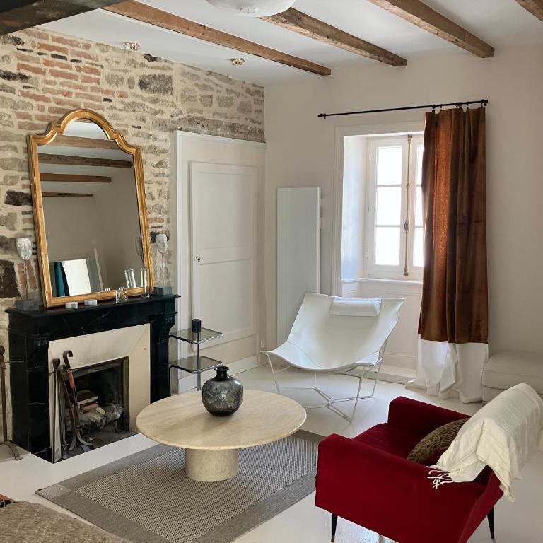 Ancien et chic Vannes centre - Appartement 1 Chambre - Non-Fumeurs - 1