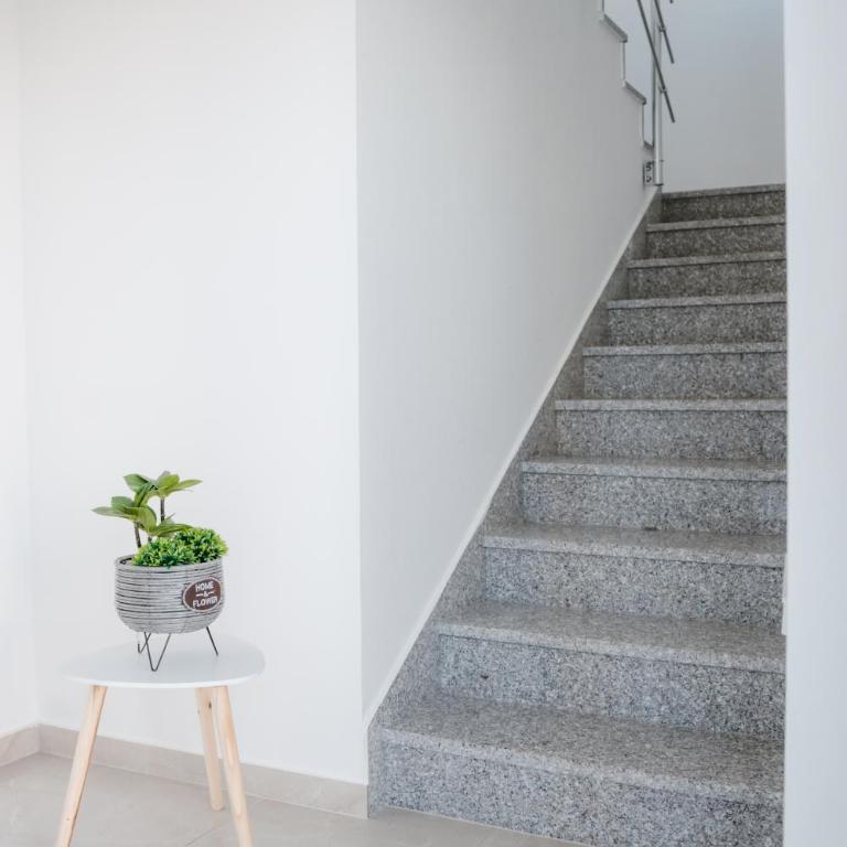 Luxury Apartments Mostar - Two-Bedroom Apartment with Balcony - 51