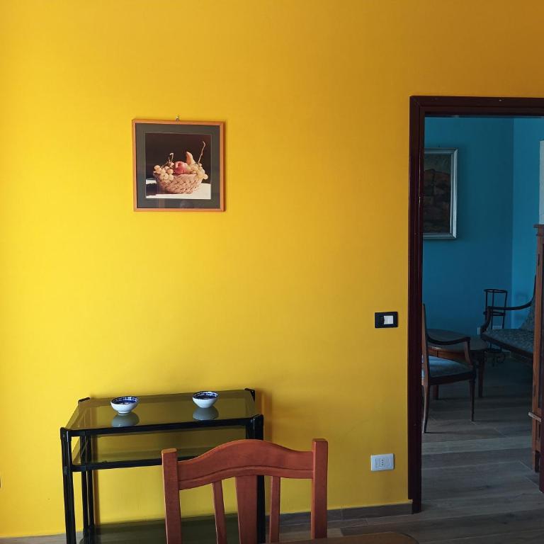 Tra cielo e mare - Appartamento con 2 Camere da Letto, Balcone e Vista mare - 12