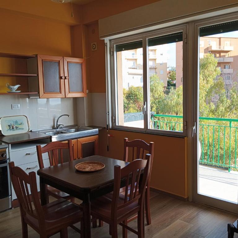 Tra cielo e mare - Appartamento con 2 Camere da Letto, Balcone e Vista mare - 13