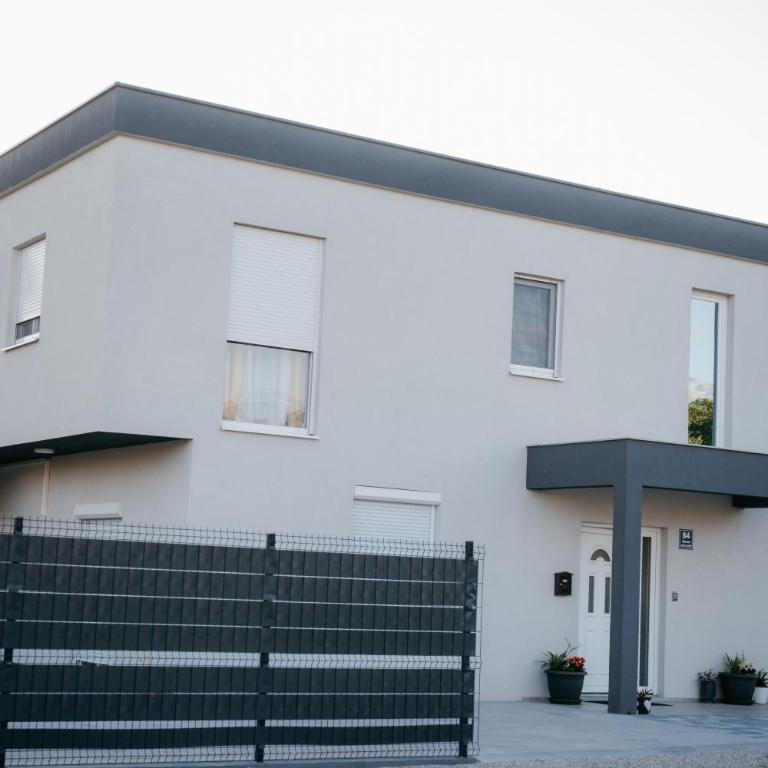 Luxury Apartments Mostar - Two-Bedroom Apartment with Balcony - 54