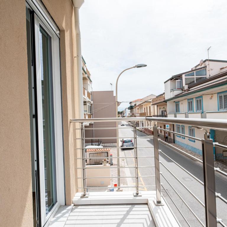 Da Felicia - Camera Matrimoniale con Balcone - 18