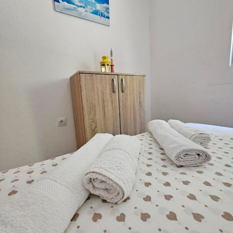Vila Lučica apartman 2 pogled planina - One-Bedroom Apartment - 9