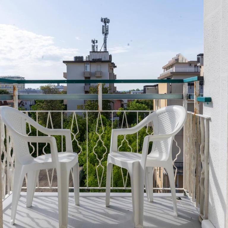 Hotel Mara - Camera Matrimoniale con Balcone - 8