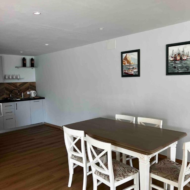 Villa Chaika Moraira, a 200m de la playa! - Casa de 3 dormitorios - 11