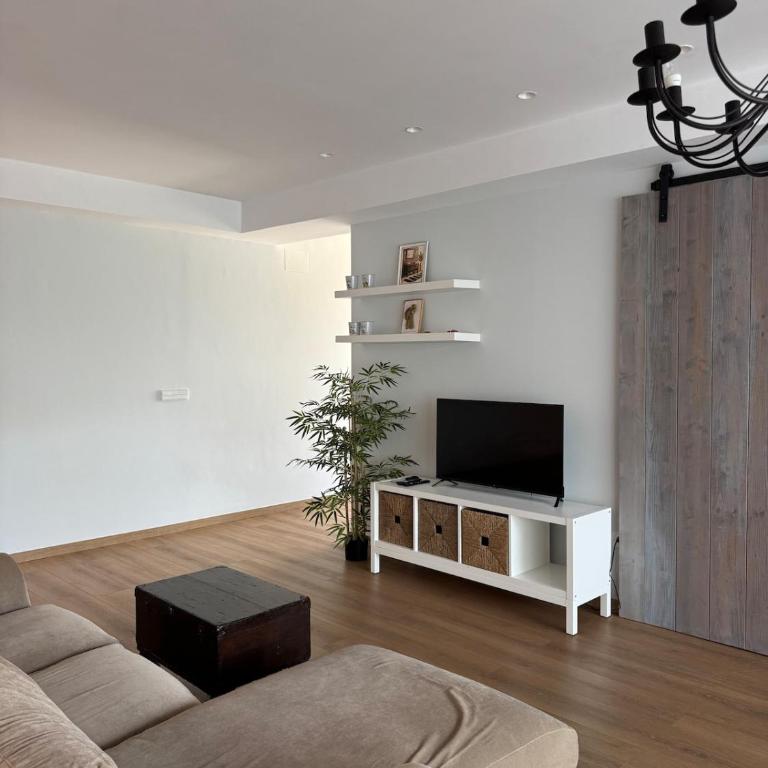 Villa Chaika Moraira, a 200m de la playa! - Casa de 3 dormitorios - 17