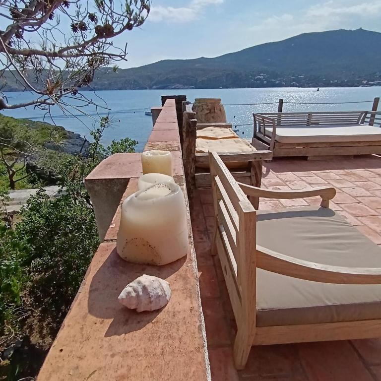 Isla Privada en Cadaqués de ensueño con 11 habitaciones dobles con baño privado y piscina - Villa - 5
