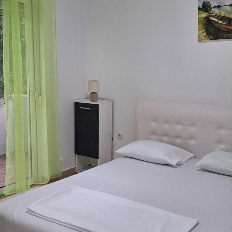 Montebello Inn apartments - Two-Bedroom Apartment - 11