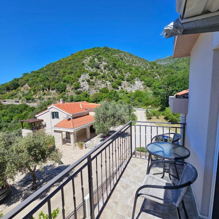 Vila Lučica studio pogled na more - One-Bedroom Apartment - 4