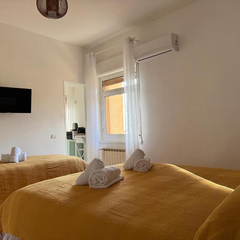 MiraValle Agrigento 2 - Camera Matrimoniale con Balcone (3 Adulti) - 5