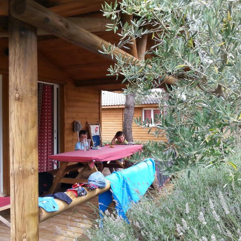 Parc résidentiel les Hauts de Baldy - Chalet 2 Chambres (4 Personnes) - 2