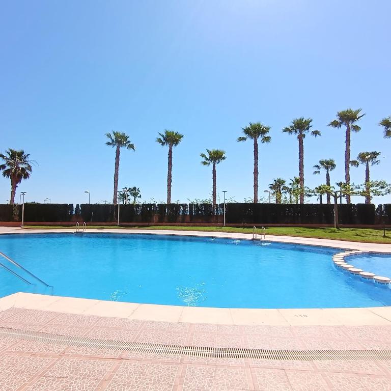 AYF 3 HABITACIONES EN 1ª LINEA DE PLAYA - Apartamento - 2