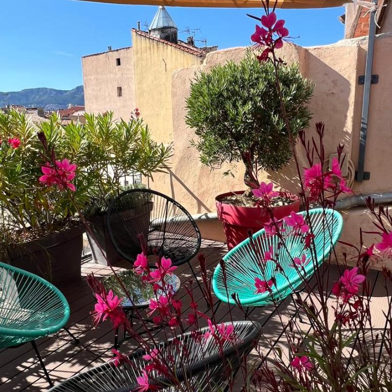 Duplex avec terrasse - hyper-centre de Toulon - Apartment mit 1 Schlafzimmer - 2