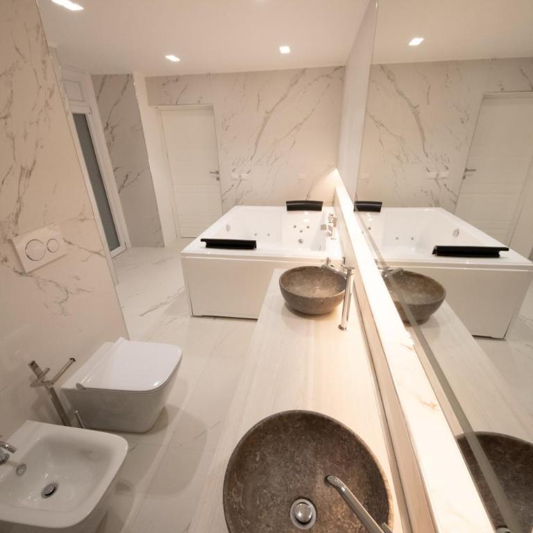 Principe del Pardo - One-Bedroom Apartment with Spa Bath - 4